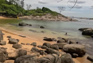 Praia Secreta em Vila Velha